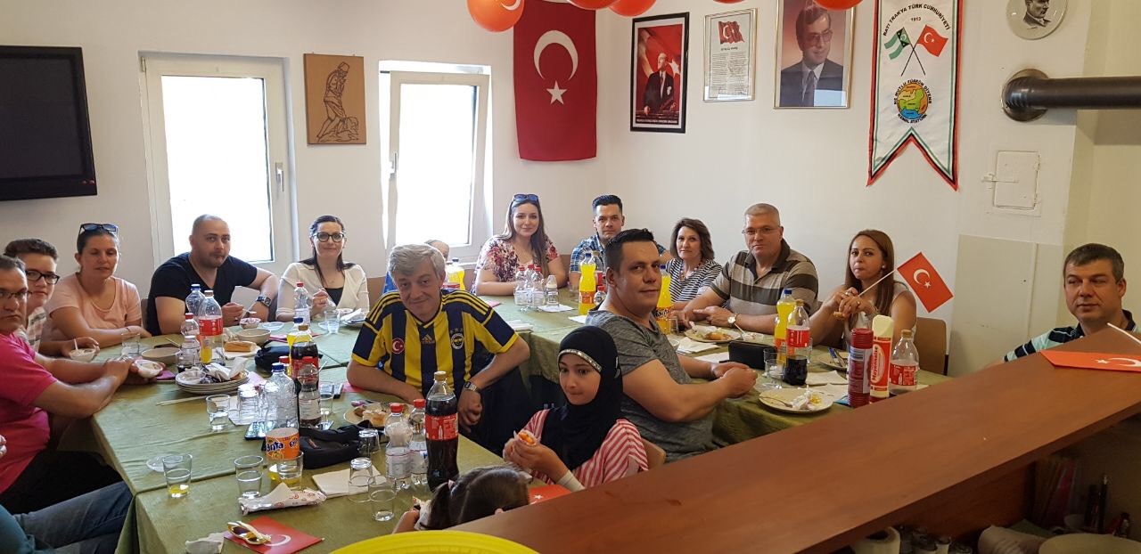 Gütersloh şehrindeki Batı Trakya Türkleri 23 Nisan’ı coşku ve heyecanla kutladı
