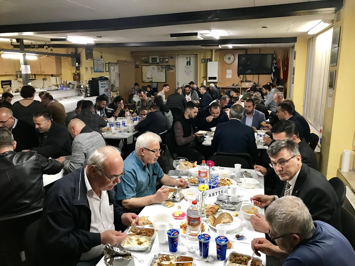 ABTTF Ramazan ayının ilk iftarını Meschede’de verdi