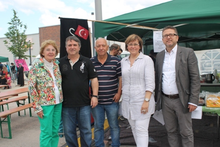 Kelsterbach Yardımlaşma ve Dayanışma Derneği’miz halklar festivaline katıldı