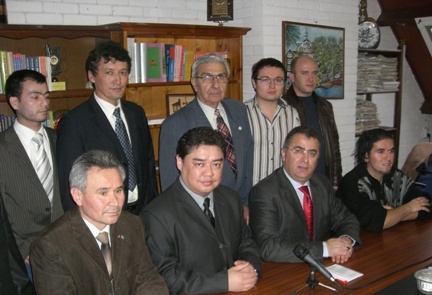 Hollanda’da “Dünya İnsan Hakları Günü” basın toplantısı