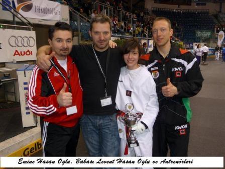 Emine Hasanoğlu Tekvando`da Almanya şampiyonu oldu 