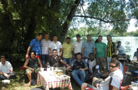 Bavyera Eyaleti Batı Trakya Türkleri Aile Birliği barbekü partisi düzenledi