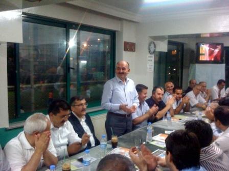  Zeytinburnu’nda ikamet eden Batı Trakyalı’lar sokak iftarında buluştu