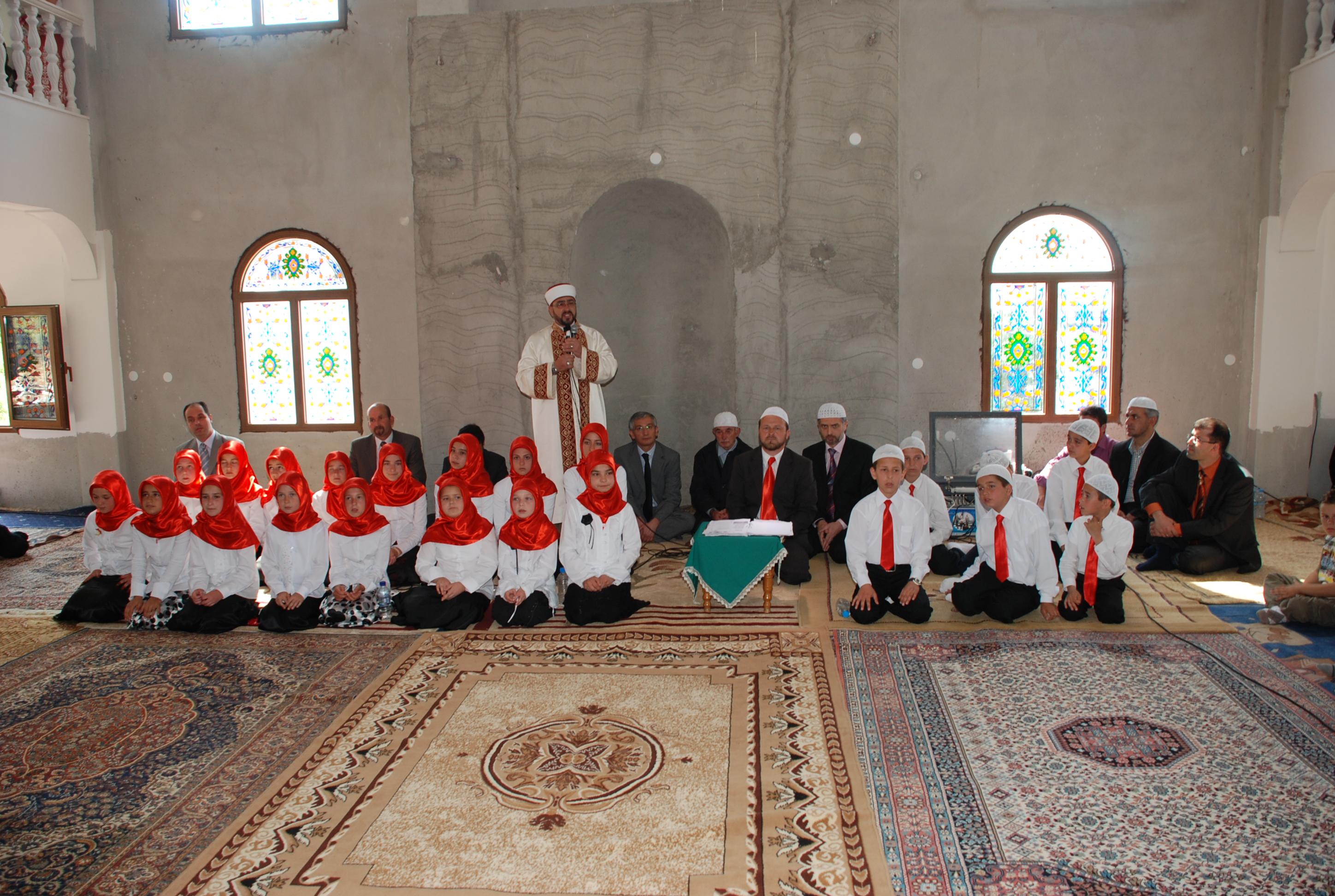 İskeçe’de Hatim Merasimleri Son Haftası’na Girdi