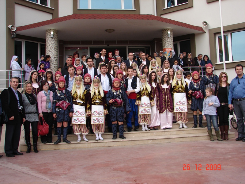 İSKEÇE TÜRK BİRLİĞİ’NDEN İZMİR GEZİSİ