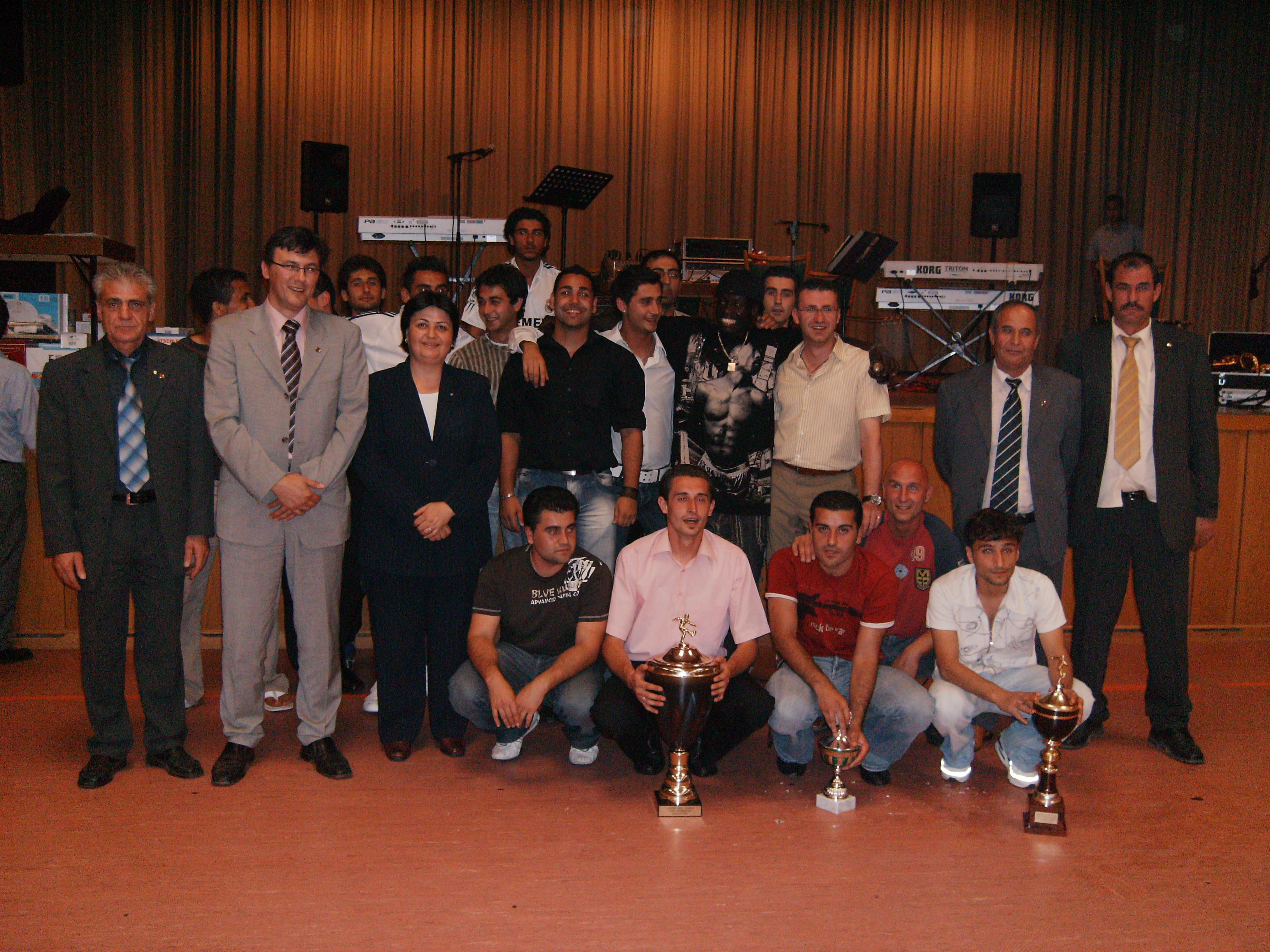 13. Dr. Sadık Ahmet Futbol Turnuvası Giessen’de düzenlendi.