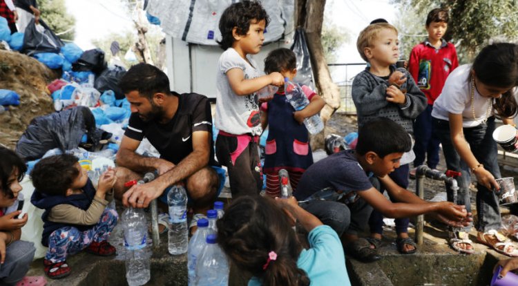 Avrupa Konseyi İnsan Hakları Komiseri sığınmacıların yaşam koşullarını düzeltmesi için Yunanistan’a çağrıda bulundu