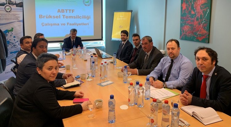 Batı Trakya Türk basını mensupları ABTTF Brüksel Temsilciliği’ni ziyaret etti
