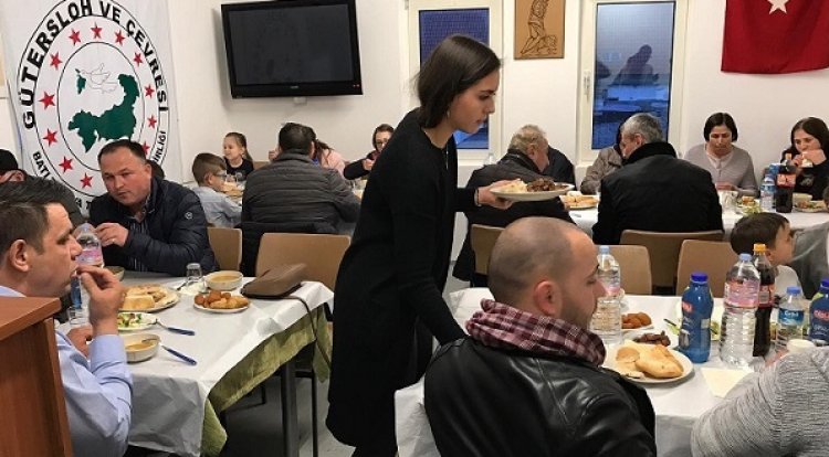 Almanya’daki Batı Trakya Türkleri Gütersloh ve Viersen şehirlerindeki iftar sofralarında buluştu