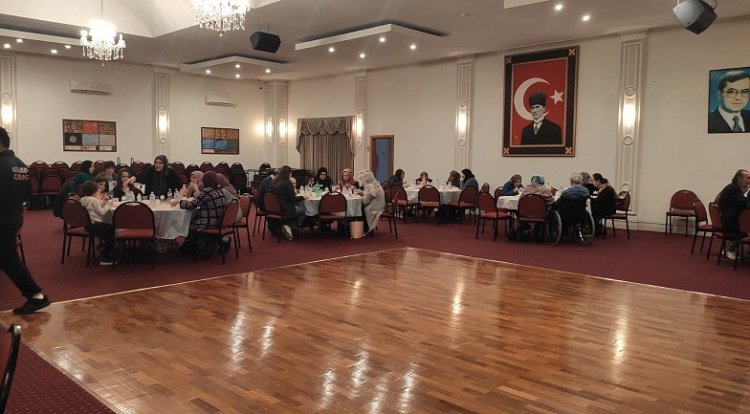 Avustralya’daki Batı Trakya Türkleri iftar sofrasında buluştu  