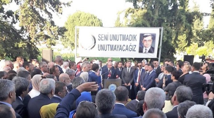 Batı Trakya Türklerinin lideri merhum Dr. Sadık Ahmet vefatının 24. yılında anıldı